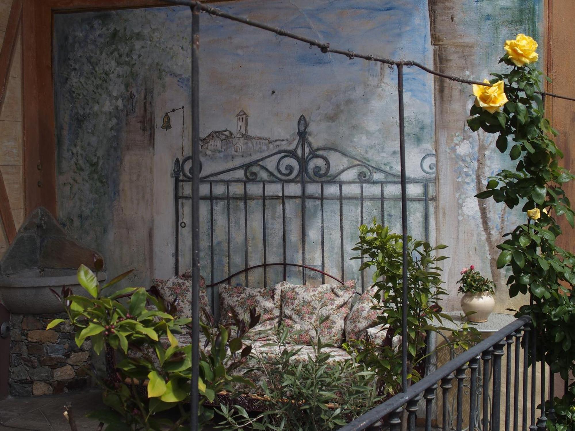 Villa Il Drago Al Roseto Del Drago San Bernardo  Exterior foto